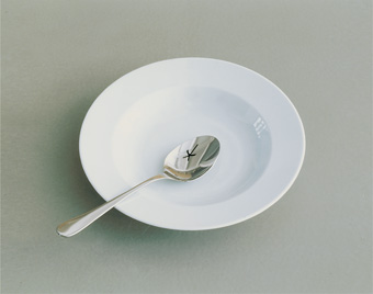 Dieser Stern lehrt beugen - Teller und Löffel